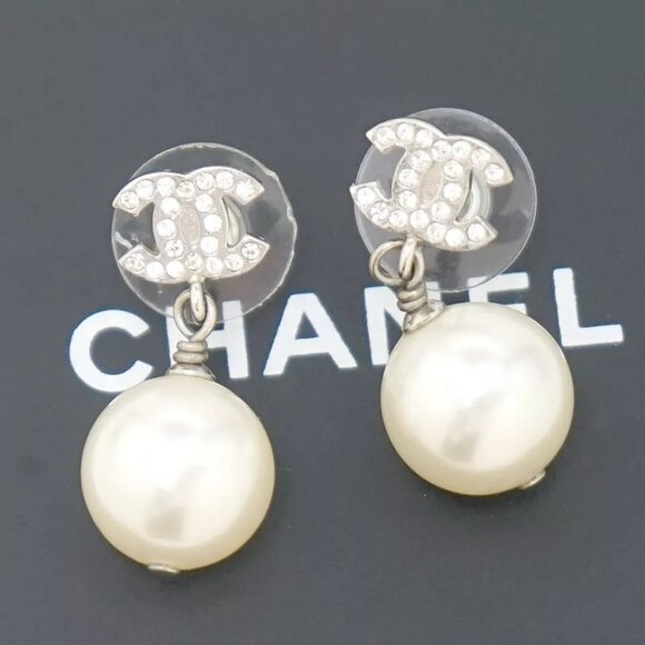 CHANEL CC Logos Rhinestone Pearl Drop Stud Earrings Silver Tone A20V Auth w/Box - Picture 1 of 16